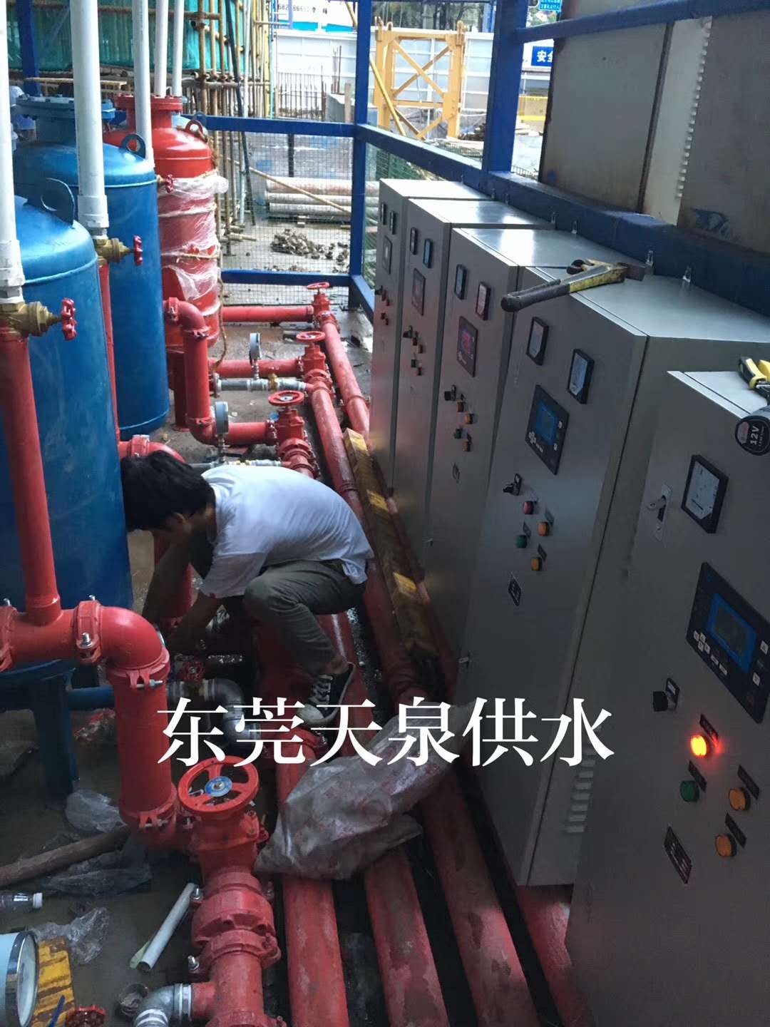深圳南山區工地臨時供水改造現場施工